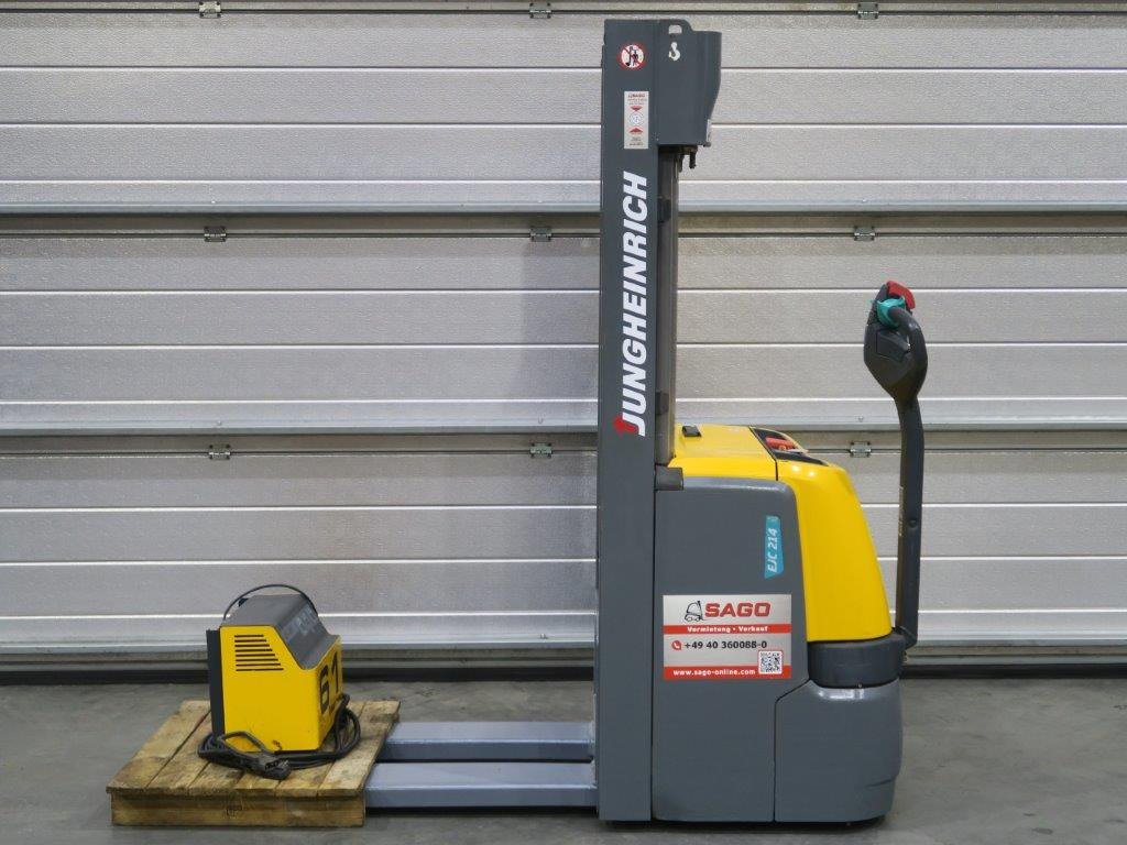 Jungheinrich EJC214 - Gerbeur: photos 1 Jungheinrich EJC214 - Gerbeur: photos 1