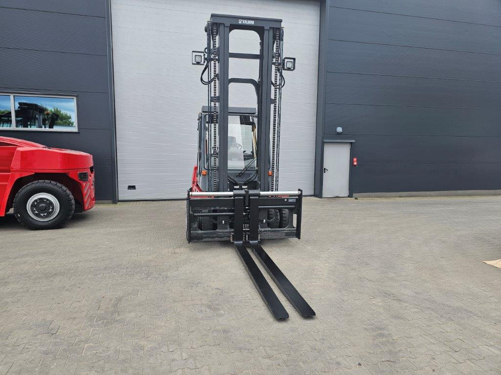 Kalmar DCF80-9 - Chariot élévateur diesel: photos 4 Kalmar DCF80-9 - Chariot élévateur diesel: photos 4