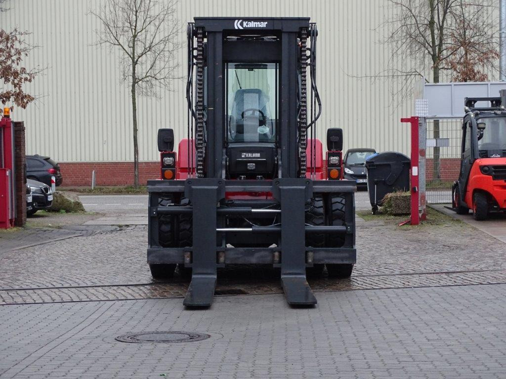 Kalmar DCG150-12 - Chariot élévateur diesel: photos 5 Kalmar DCG150-12 - Chariot élévateur diesel: photos 5