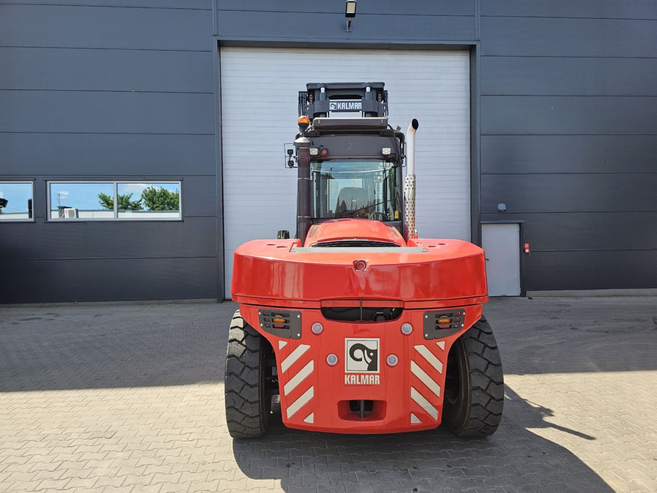 Kalmar DCG150-12 - Chariot élévateur diesel: photos 4 Kalmar DCG150-12 - Chariot élévateur diesel: photos 4