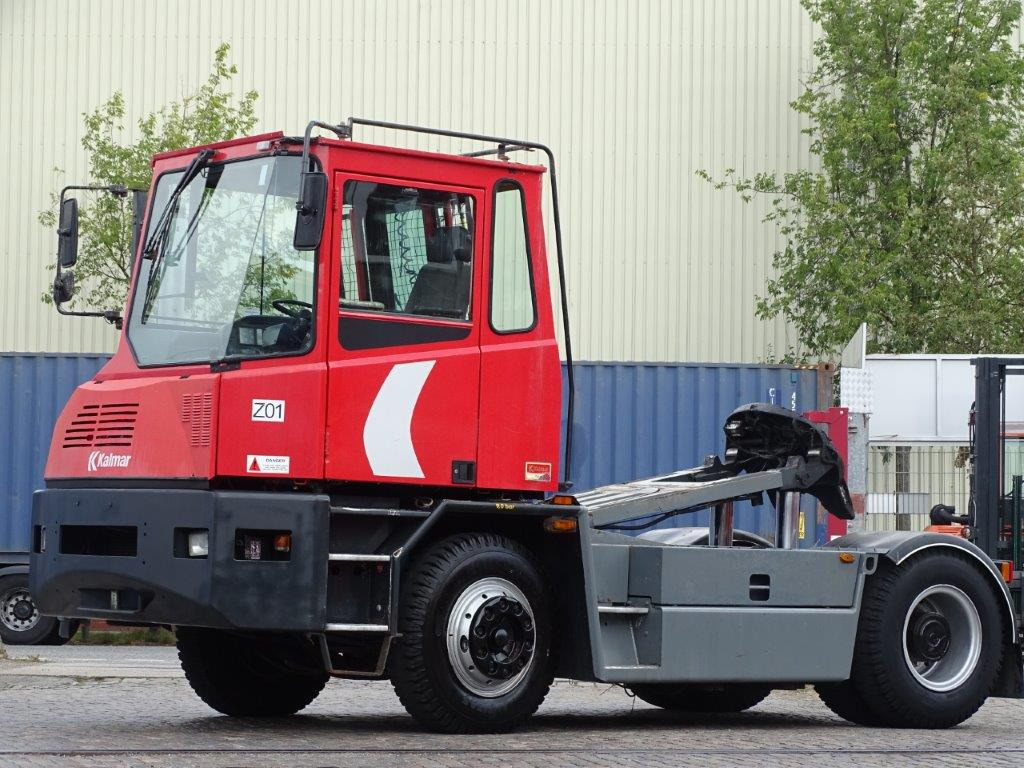 Kalmar TTX182A - Strassenzulassung - Tracteur portuaire: photos 1 Kalmar TTX182A - Strassenzulassung - Tracteur portuaire: photos 1