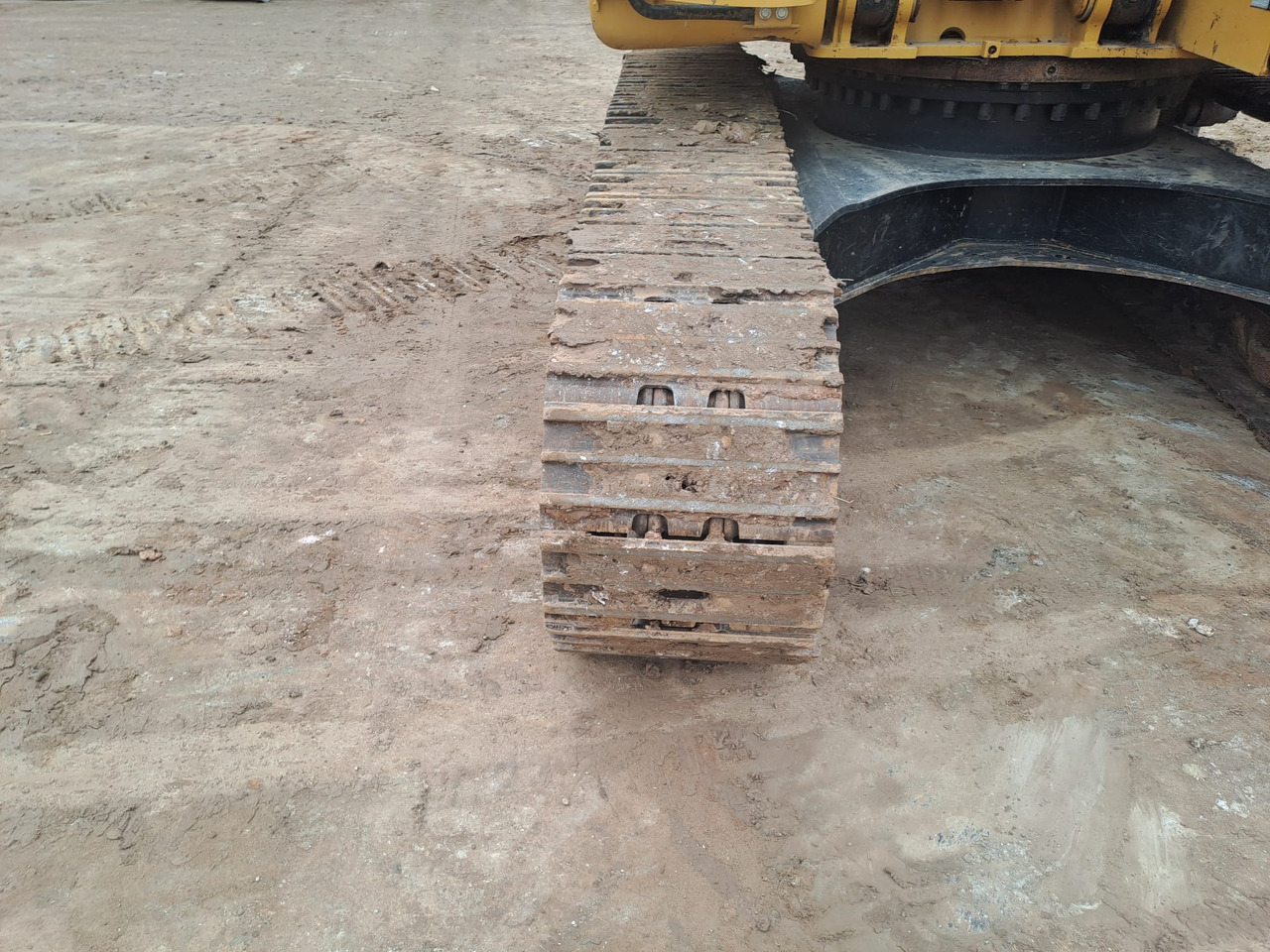 Pelle sur chenille CATERPILLAR 323FLN IHC: photos 13 Pelle sur chenille CATERPILLAR 323FLN IHC: photos 13