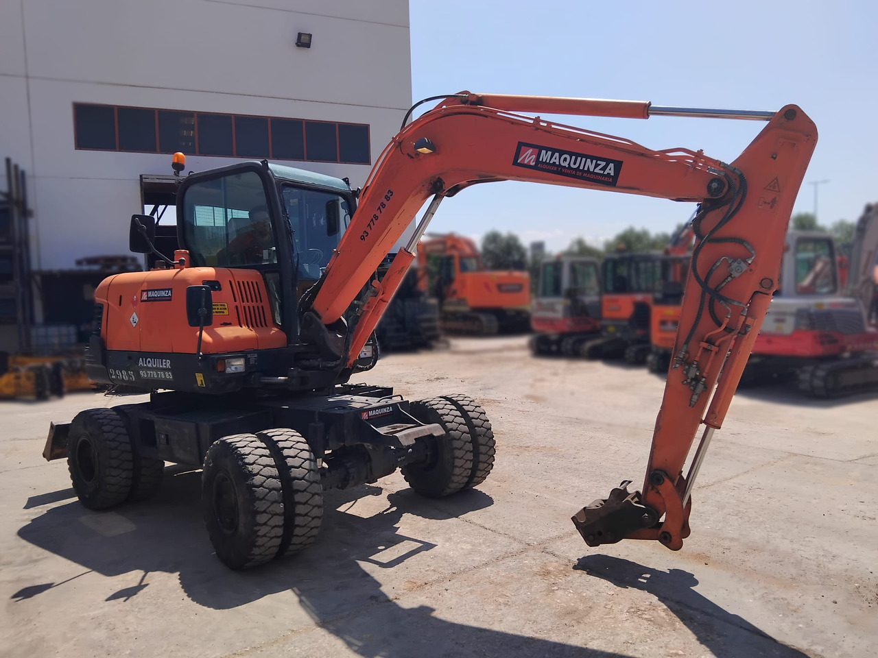 DOOSAN DX55W - Mini pelle: photos 4 DOOSAN DX55W - Mini pelle: photos 4