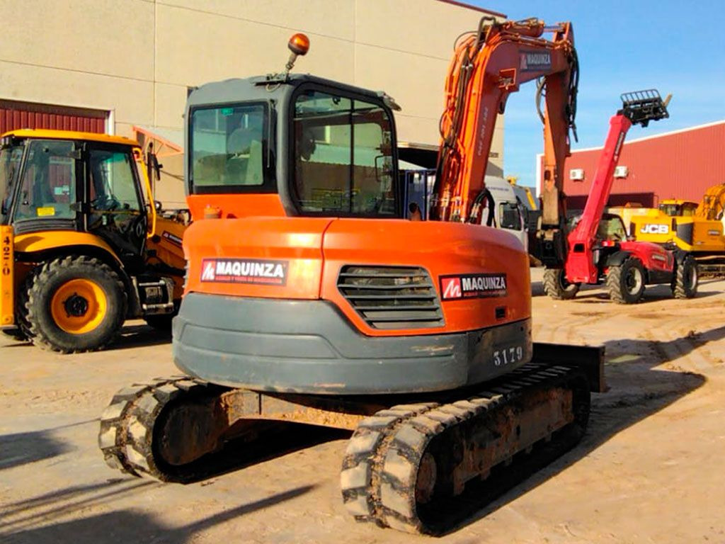 DOOSAN DX85R-3 - Mini pelle: photos 3 DOOSAN DX85R-3 - Mini pelle: photos 3