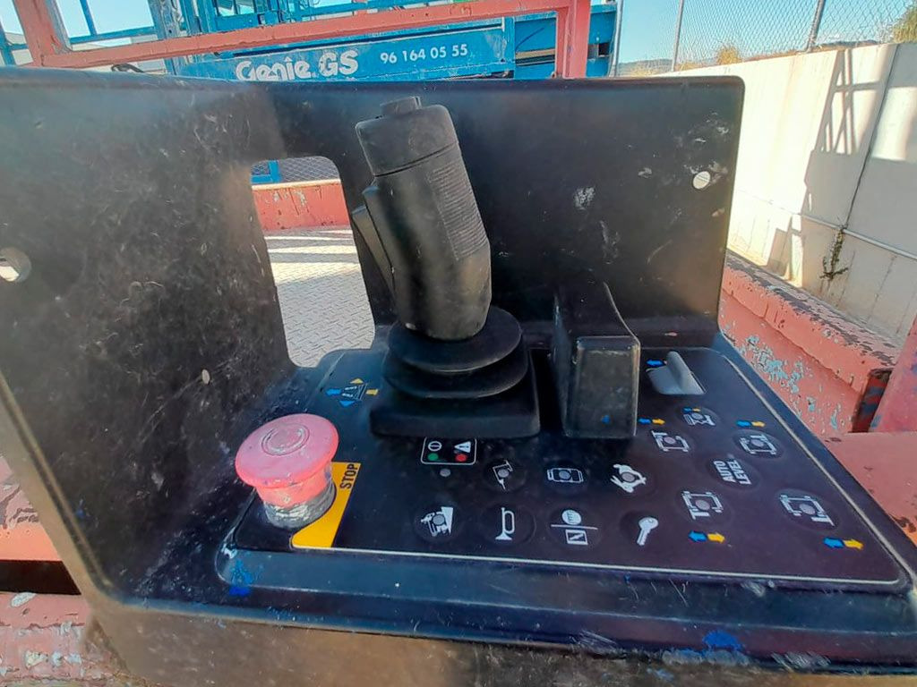 Nacelle ciseaux GENIE GS2668RT: photos 6 Nacelle ciseaux GENIE GS2668RT: photos 6