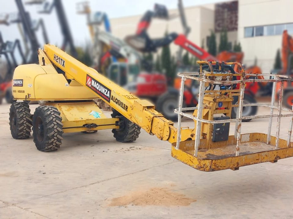 HAULOTTE H21TX - Nacelle télescopique: photos 1 HAULOTTE H21TX - Nacelle télescopique: photos 1