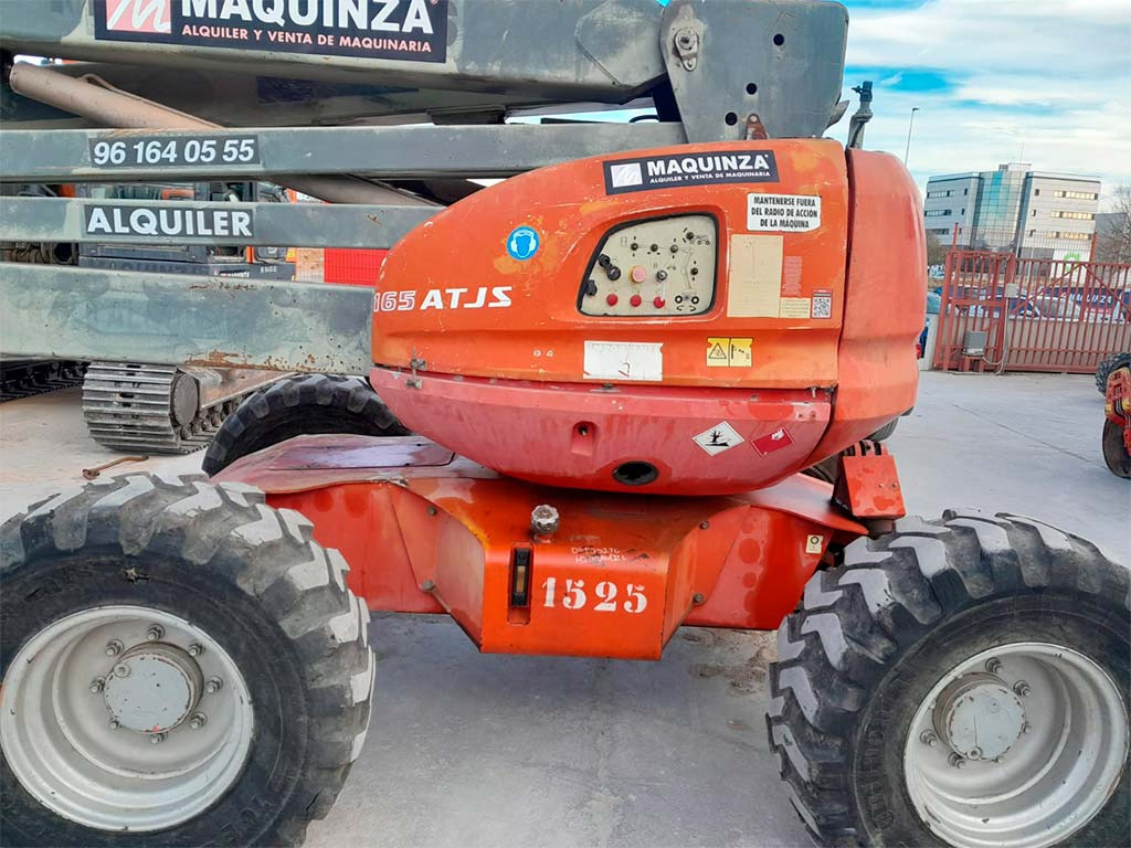 MANITOU 165ATJ - Nacelle articulée: photos 4 MANITOU 165ATJ - Nacelle articulée: photos 4