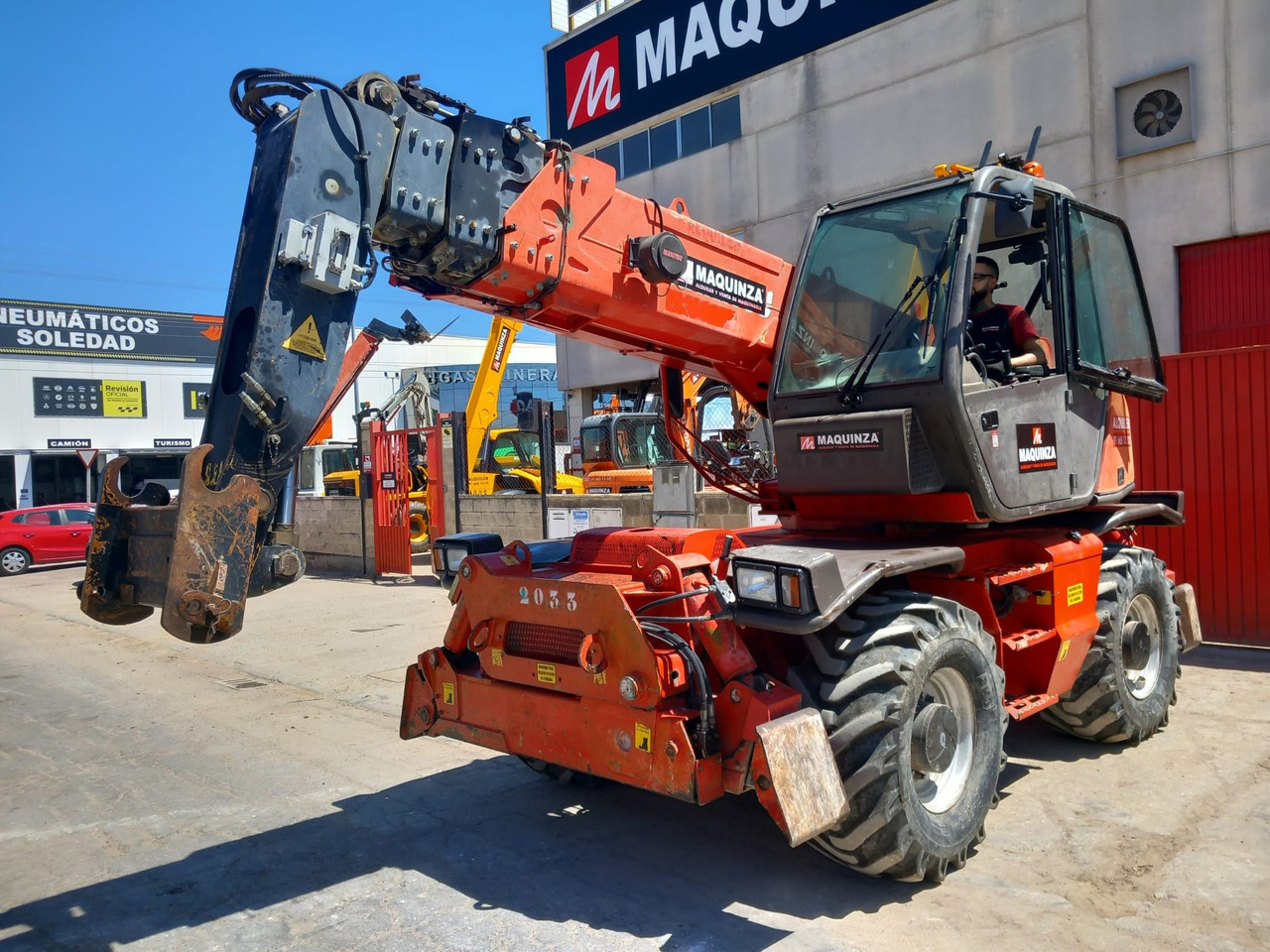 MANITOU MRT1742 - Chariot télescopique: photos 1 MANITOU MRT1742 - Chariot télescopique: photos 1
