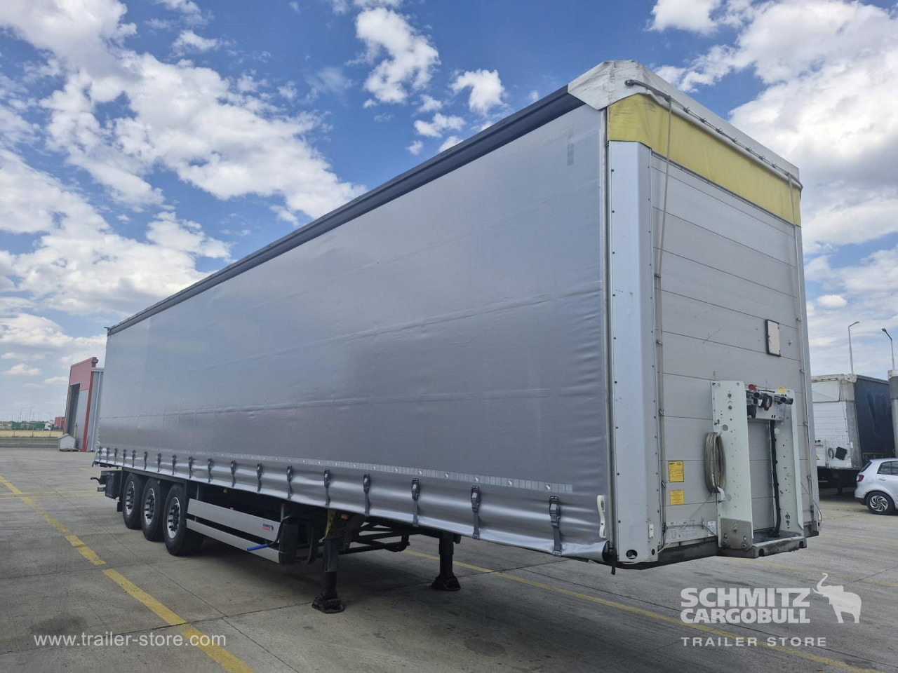 SCHMITZ Curtainsider Standard - Semi-remorque rideaux coulissants: photos 1 SCHMITZ Curtainsider Standard - Semi-remorque rideaux coulissants: photos 1