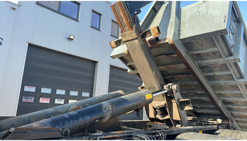 MAN TGA 26.460 (WITH CONTAINER / BELGIAN TRUCK / PERFECT / 6X4 / MANUAL GEARBOX / BOITE MANUELLE) en leasing occasion MAN TGA 26.460 (WITH CONTAINER / BELGIAN TRUCK / PERFECT / 6X4 / MANUAL GEARBOX / BOITE MANUELLE): photos 14
