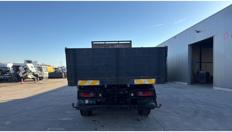 Mercedes-Benz ACTROS 2535 (EPS / BENNE / TIPPER / 8 ROUES / 3 PEDALES) - Camion benne: photos 5 Mercedes-Benz ACTROS 2535 (EPS / BENNE / TIPPER / 8 ROUES / 3 PEDALES) - Camion benne: photos 5