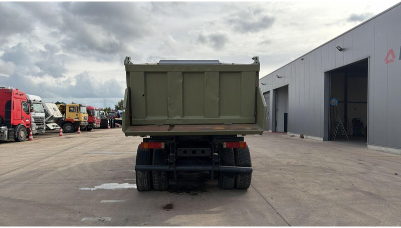 Mercedes-Benz Actros 3235 (EPS / LAMES / GRAND PONT / STEEL SUSP. / 3 PEDALES / MP1) - Camion benne: photos 5 Mercedes-Benz Actros 3235 (EPS / LAMES / GRAND PONT / STEEL SUSP. / 3 PEDALES / MP1) - Camion benne: photos 5