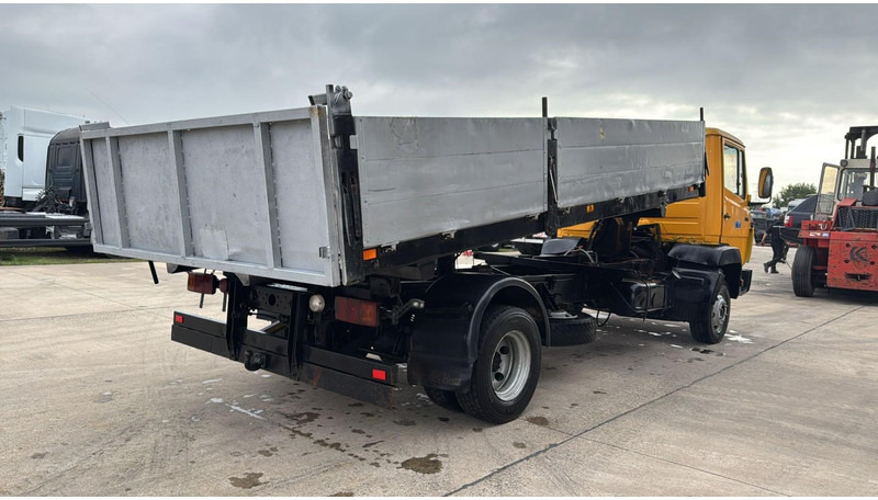 Mercedes-Benz SK 814 (MANUAL PUMP / POMPE MANUELLE / LAMES) - Camion benne: photos 4 Mercedes-Benz SK 814 (MANUAL PUMP / POMPE MANUELLE / LAMES) - Camion benne: photos 4