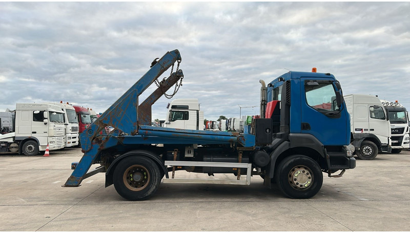 Renault KERAX (GRAND PONT / LAMES / PROPRE / BOITE MANUELLE / STEEL SUSP.) - Camion multibenne: photos 4 Renault KERAX (GRAND PONT / LAMES / PROPRE / BOITE MANUELLE / STEEL SUSP.) - Camion multibenne: photos 4