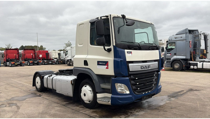 DAF CF 440 (CLEAN TRUCK / TRES PROPRE / BONNE ETAT / GOOD CONDITION) - Tracteur routier: photos 2 DAF CF 440 (CLEAN TRUCK / TRES PROPRE / BONNE ETAT / GOOD CONDITION) - Tracteur routier: photos 2