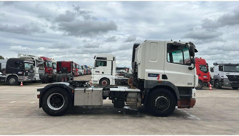 DAF CF 85.410 (BOITE MANUELLE / MANUAL GEARBOX) - Tracteur routier: photos 3 DAF CF 85.410 (BOITE MANUELLE / MANUAL GEARBOX) - Tracteur routier: photos 3