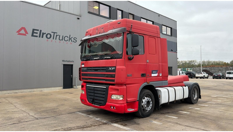 DAF XF 105.460 (BOITE MANUELLE / MANUAL GEARBOX) - Tracteur routier: photos 1 DAF XF 105.460 (BOITE MANUELLE / MANUAL GEARBOX) - Tracteur routier: photos 1