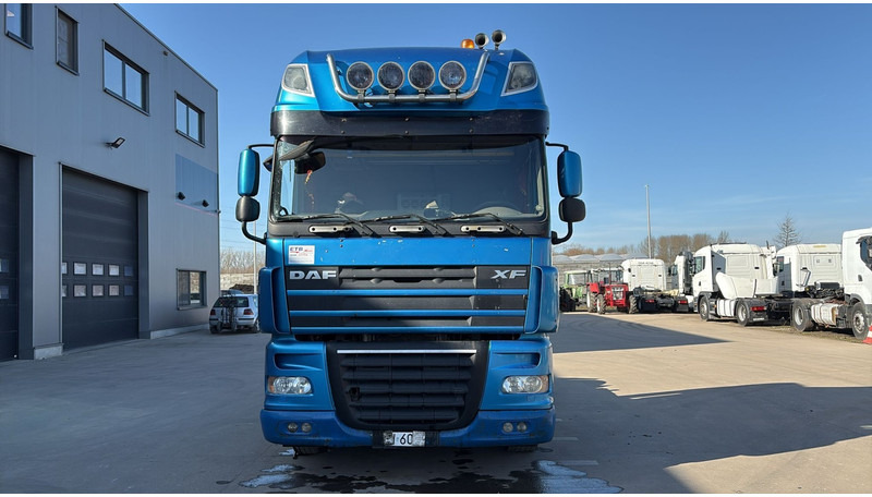 DAF XF 105.460 (BOITE MANUELLE / MANUAL GEARBOX / PARFAIT ETAT) - Tracteur routier: photos 2 DAF XF 105.460 (BOITE MANUELLE / MANUAL GEARBOX / PARFAIT ETAT) - Tracteur routier: photos 2