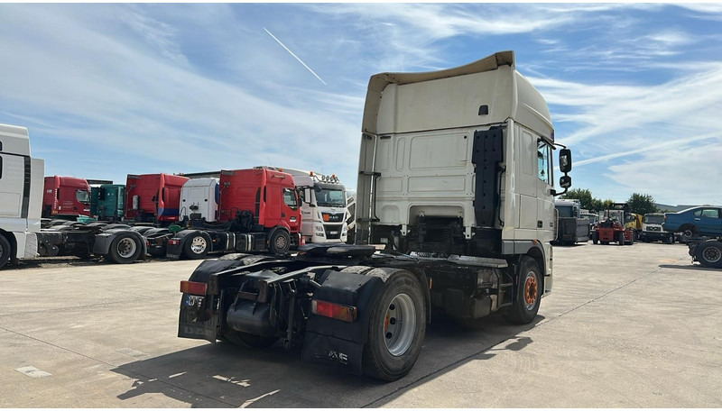 DAF XF 105.460 (MANUAL GEARBOX / BOITE MANUELLE / TOP CONDITION) - Tracteur routier: photos 4 DAF XF 105.460 (MANUAL GEARBOX / BOITE MANUELLE / TOP CONDITION) - Tracteur routier: photos 4