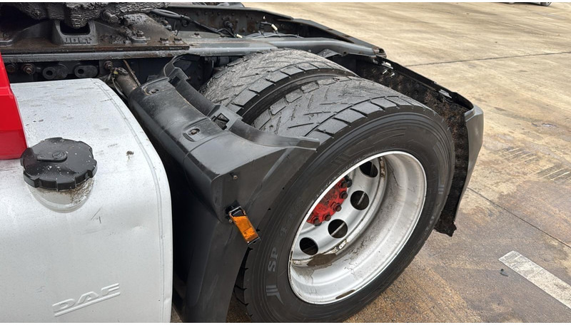 Tracteur routier DAF XF 460 (BOITE MANUELLE / MANUAL GEARBOX): photos 8 Tracteur routier DAF XF 460 (BOITE MANUELLE / MANUAL GEARBOX): photos 8