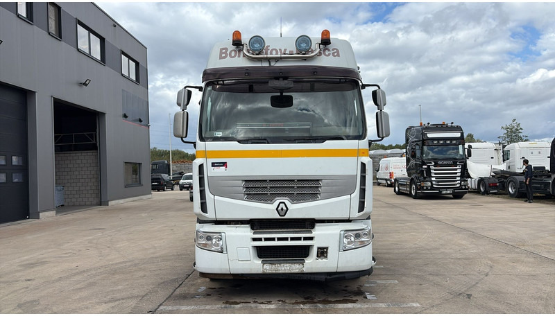 Renault Premium 450 DXI (BOITE MANUELLE / MANUAL GEARBOX) - Tracteur routier: photos 2 Renault Premium 450 DXI (BOITE MANUELLE / MANUAL GEARBOX) - Tracteur routier: photos 2