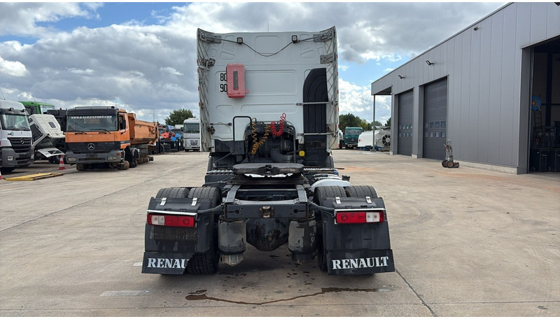 Renault Premium 450 DXI (BOITE MANUELLE / MANUAL GEARBOX) - Tracteur routier: photos 5 Renault Premium 450 DXI (BOITE MANUELLE / MANUAL GEARBOX) - Tracteur routier: photos 5