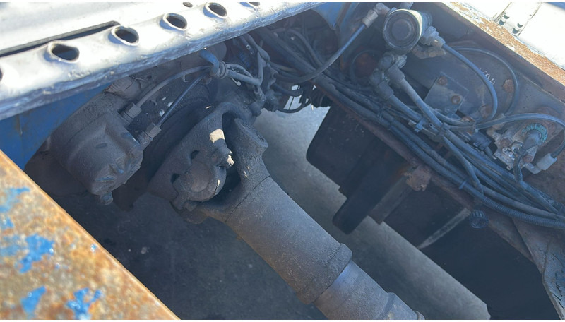 Tracteur routier Scania 124-420 (MANUAL GEARBOX / BOITE MANUELLE): photos 15
