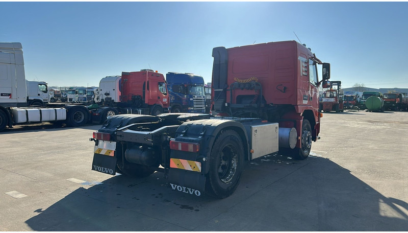 Volvo FM 340 (BELGIAN TRUCK / PERFECT CONDITION / GOOD TYRES / 460.000 KM) - Tracteur routier: photos 2 Volvo FM 340 (BELGIAN TRUCK / PERFECT CONDITION / GOOD TYRES / 460.000 KM) - Tracteur routier: photos 2