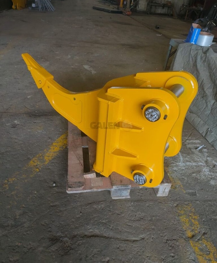 Komatsu PC350 Heavy Duty Rock Ripper - Ripper: photos 3 Komatsu PC350 Heavy Duty Rock Ripper - Ripper: photos 3