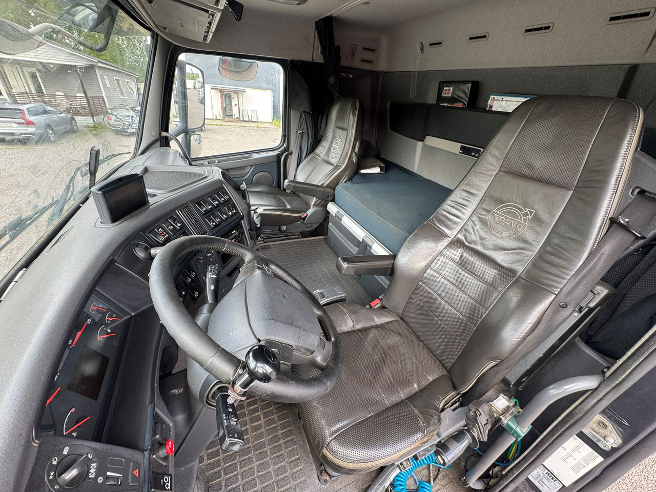 Volvo FH540 - Camion ampliroll: photos 5 Volvo FH540 - Camion ampliroll: photos 5