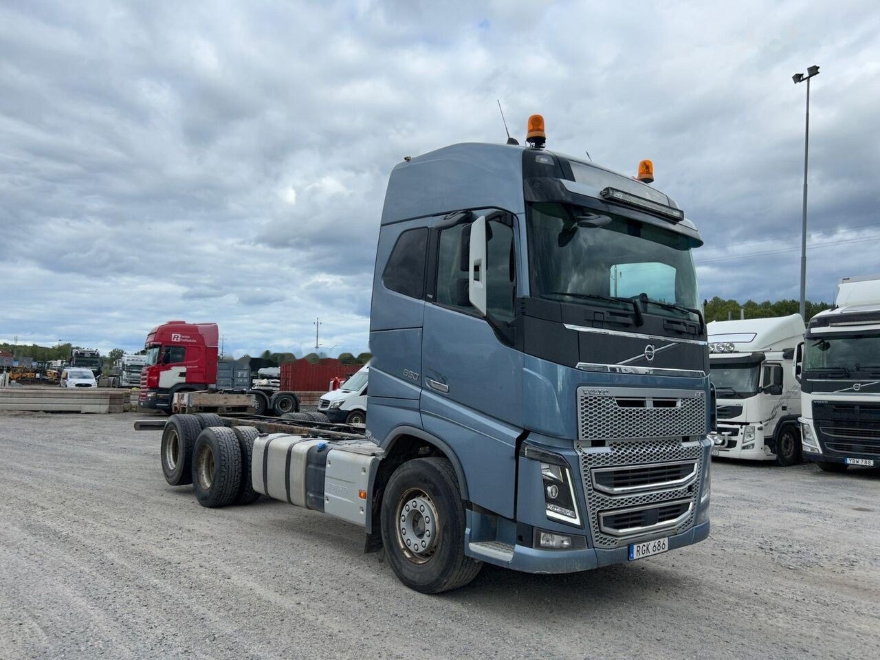 Volvo FH650 - Châssis cabine: photos 3 Volvo FH650 - Châssis cabine: photos 3