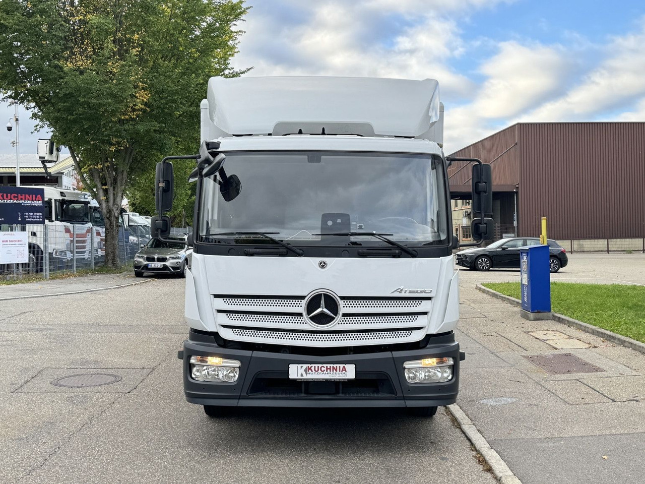 Mercedes-Benz Atego 1227L Koffer 8m LBW Klima Diff. Sperre - Camion fourgon: photos 2 Mercedes-Benz Atego 1227L Koffer 8m LBW Klima Diff. Sperre - Camion fourgon: photos 2