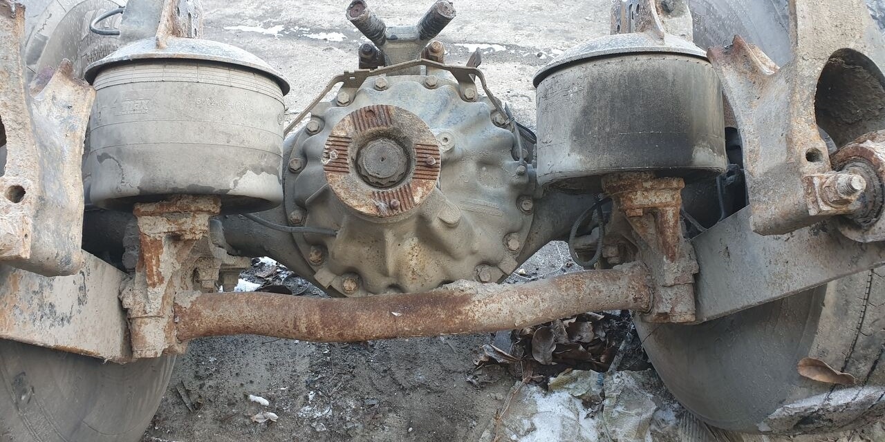 Mercedes-Benz truck - Essieu arrière pour Camion: photos 2 Mercedes-Benz truck - Essieu arrière pour Camion: photos 2