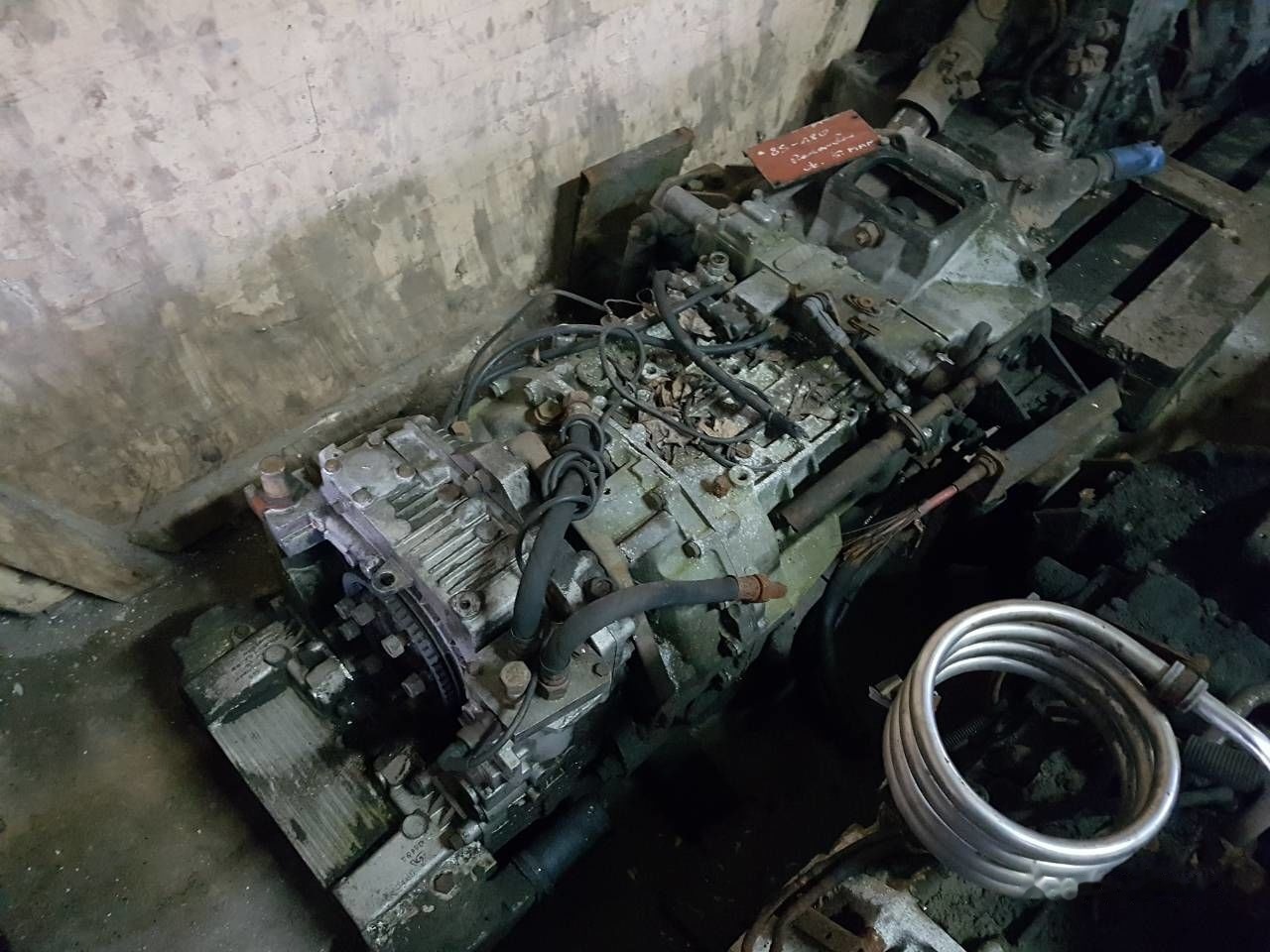 ZF 8S-180   MAN - Boîte de vitesse pour Bus: photos 1 ZF 8S-180   MAN - Boîte de vitesse pour Bus: photos 1