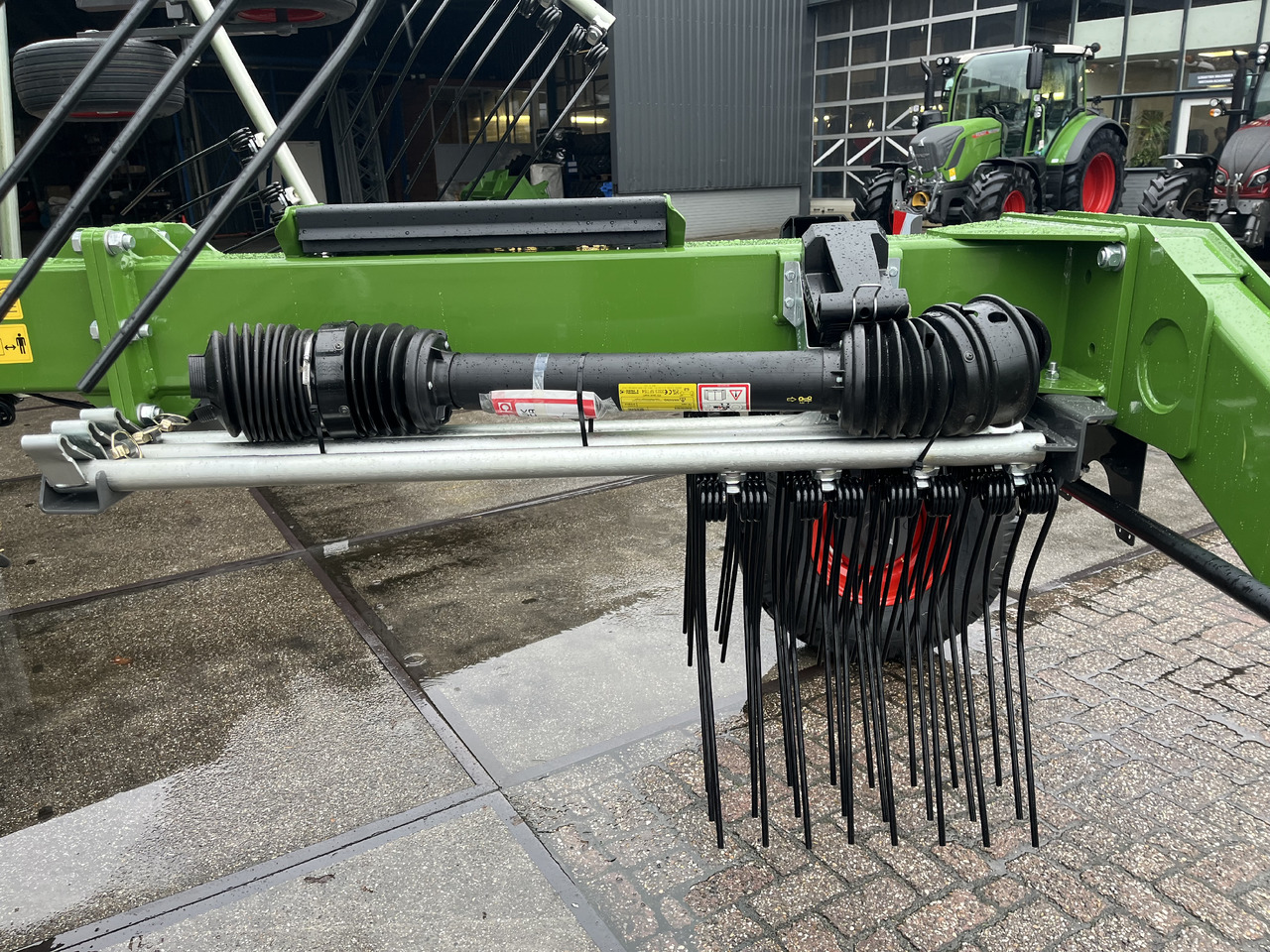 FENDT Former 880 - Faneuse: photos 4 FENDT Former 880 - Faneuse: photos 4