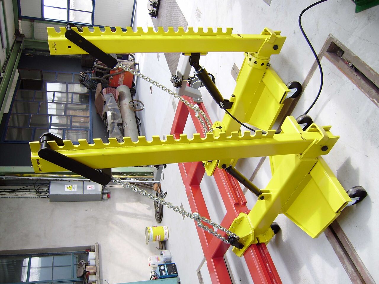 Tapka Bodywork Straightening Bench with Dozer (3000x920) / Tapka Karosserie Richtbank mit Dozer (3000x920) / Tapka Karosářská Rovnáci Lavička s Dozerem (3000x920) / Tapka Banc de Dreptare Caroserie cu - Équipement d'entretien automobile: photos 2 Tapka Bodywork Straightening Bench with Dozer (3000x920) / Tapka Karosserie Richtbank mit Dozer (3000x920) / Tapka Karosářská Rovnáci Lavička s Dozerem (3000x920) / Tapka Banc de Dreptare Caroserie cu - Équipement d'entretien automobile: photos 2