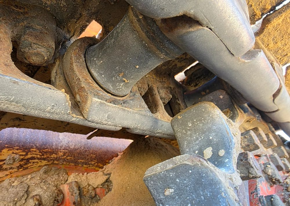 Bulldozer Caterpillar D6K XL, 2011 ROK, ZRYWAK: photos 15 Bulldozer Caterpillar D6K XL, 2011 ROK, ZRYWAK: photos 15