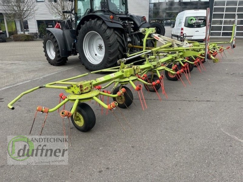 CLAAS Volto 870 - Faneuse: photos 3 CLAAS Volto 870 - Faneuse: photos 3