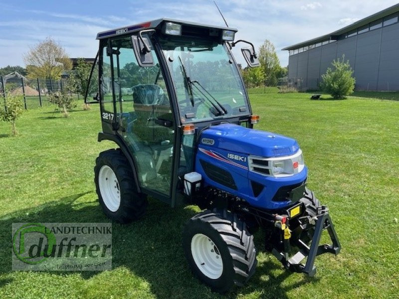 Iseki TM 3217 AHLK - Tracteur communal: photos 2 Iseki TM 3217 AHLK - Tracteur communal: photos 2
