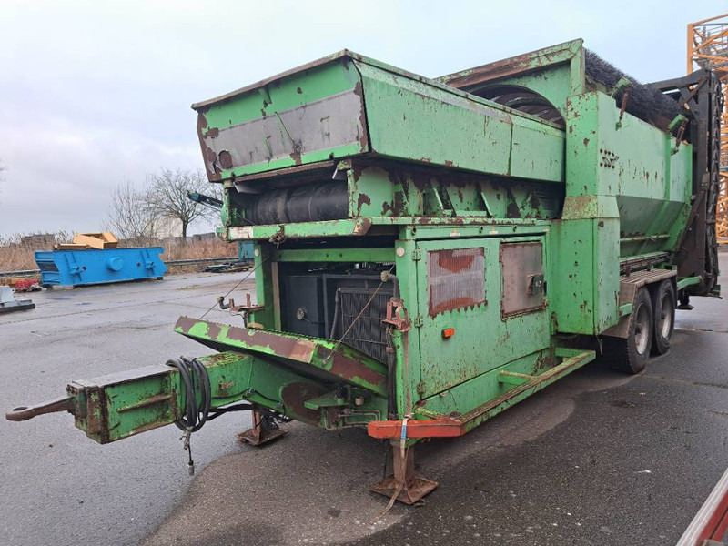 Farwick Mustang with Reman Engine + 4 screens - Crible: photos 5 Farwick Mustang with Reman Engine + 4 screens - Crible: photos 5