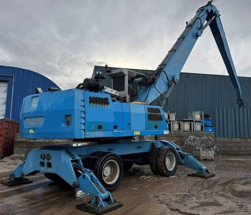 Fuchs MHL360D with low hour engine - Pelle de manutention: photos 1 Fuchs MHL360D with low hour engine - Pelle de manutention: photos 1