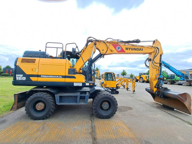 Hyundai HW 160 - Pelle sur pneus: photos 5 Hyundai HW 160 - Pelle sur pneus: photos 5