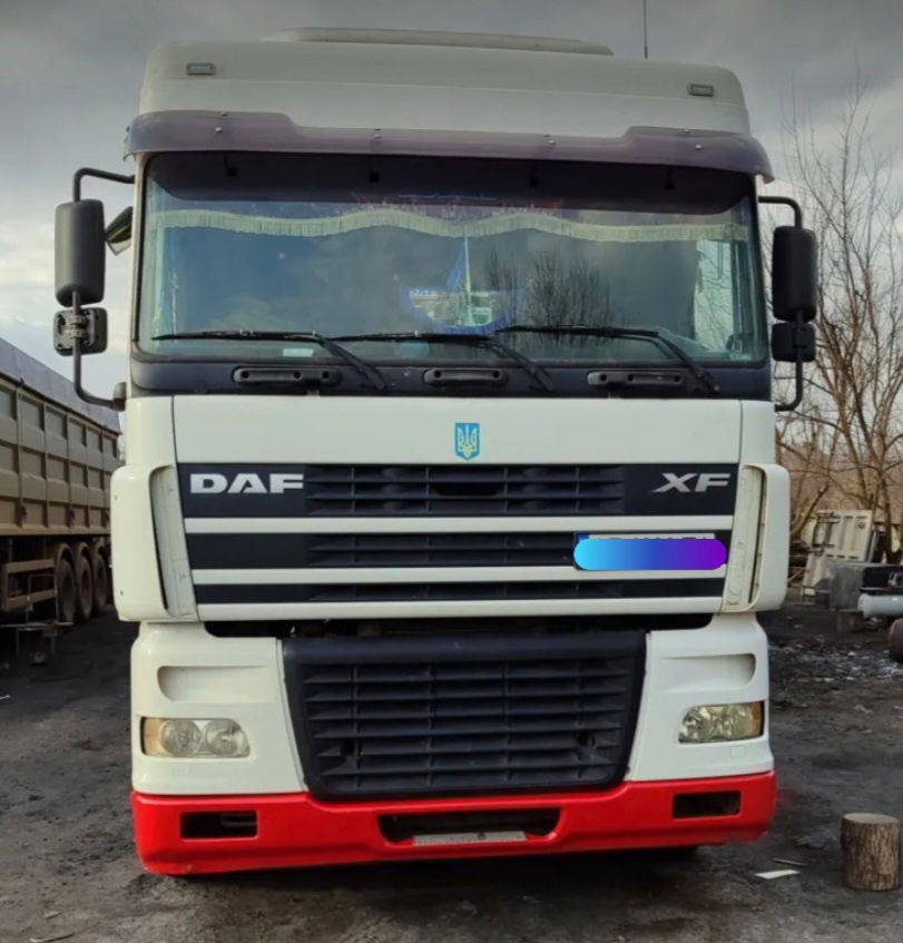 DAF XF 95.430 Tractor head 4x2 - Tracteur routier: photos 1 DAF XF 95.430 Tractor head 4x2 - Tracteur routier: photos 1