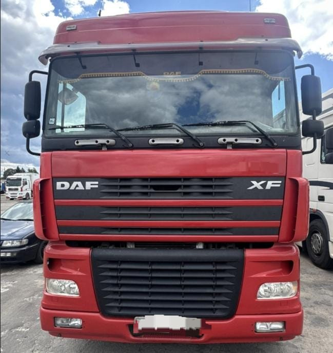 DAF XF 95 - Tracteur routier: photos 1 DAF XF 95 - Tracteur routier: photos 1