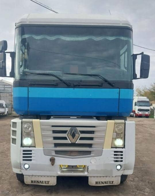 Renault 430 Tractor unit - Tracteur routier: photos 4 Renault 430 Tractor unit - Tracteur routier: photos 4