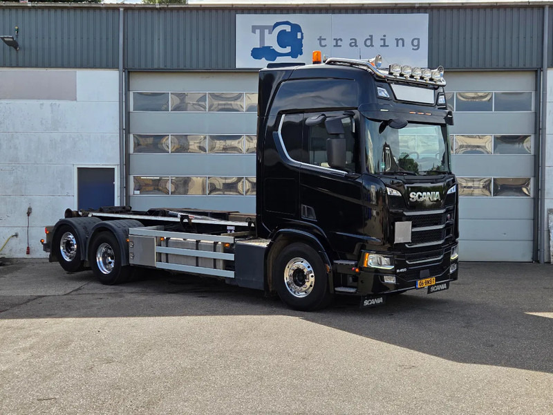 Scania R450 6x2 VDL haaksysteem - Camion ampliroll: photos 2 Scania R450 6x2 VDL haaksysteem - Camion ampliroll: photos 2