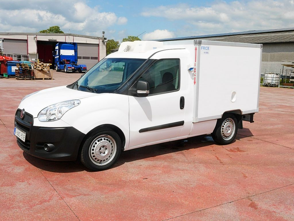 Fiat 1.3 DOBLO KUHLKOFFER RELEC FROD TR15 -20C - Utilitaire frigorifique: photos 3 Fiat 1.3 DOBLO KUHLKOFFER RELEC FROD TR15 -20C - Utilitaire frigorifique: photos 3
