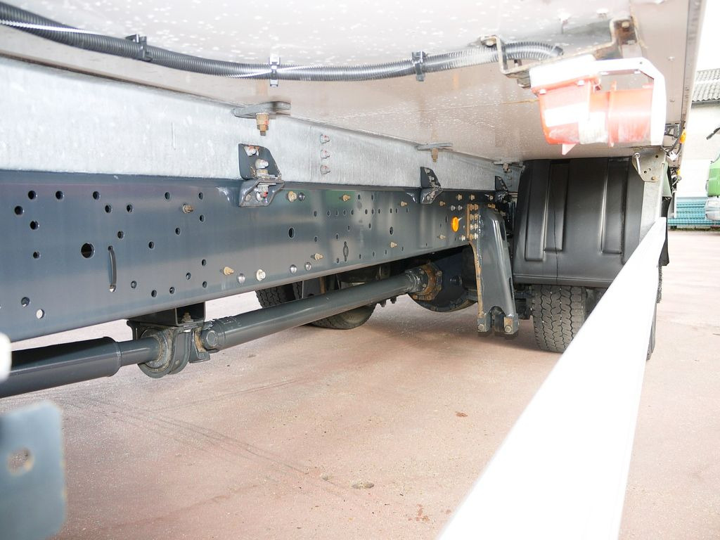 Camion frigorifique Iveco 160E21 KUHLKOFFER CARRIER SUPRA 750 LBW LUFT: photos 18