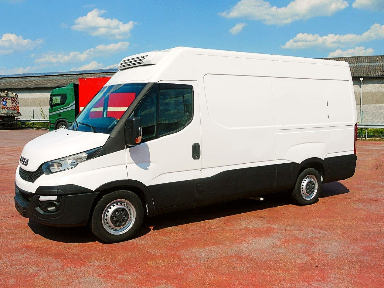 Iveco 35S13 DAILY KUHLKASTENWAGEN THERMOKING V300 MULT - Utilitaire frigorifique: photos 4 Iveco 35S13 DAILY KUHLKASTENWAGEN THERMOKING V300 MULT - Utilitaire frigorifique: photos 4