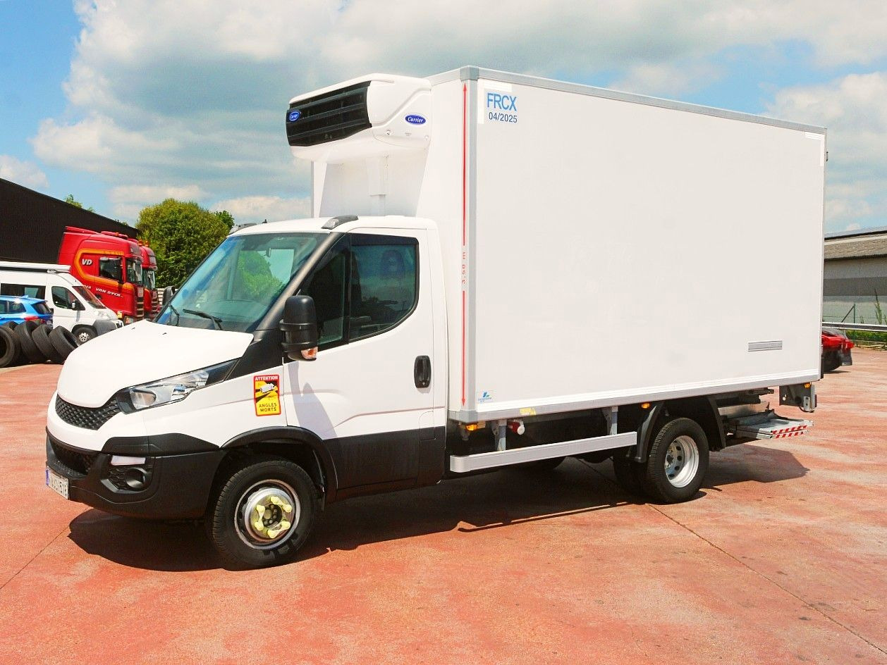 Iveco 70C17 KUHLKOFFER CARRIER XARIOS 500 A/C LUFT LBW - Utilitaire frigorifique: photos 4 Iveco 70C17 KUHLKOFFER CARRIER XARIOS 500 A/C LUFT LBW - Utilitaire frigorifique: photos 4